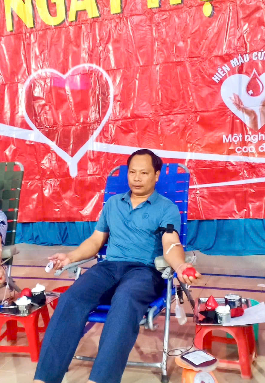 Hiến máu nhân đạo – Nghĩa cử cao đẹp của cán bộ, giáo viên, nhân viên trường PTDTBT THCS Tô Hiệu